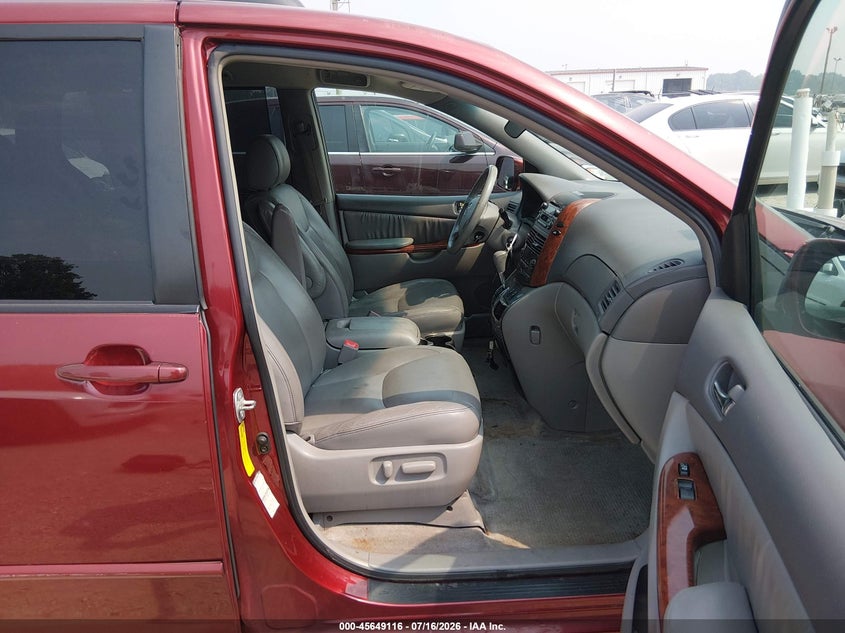 2005 Toyota Sienna VIN 5TDBA22C95S050859 IAAI salvage auction — NORMAL WEAR, Clear (Illinois), sold $475 on 2026-07-28 (photo 5)