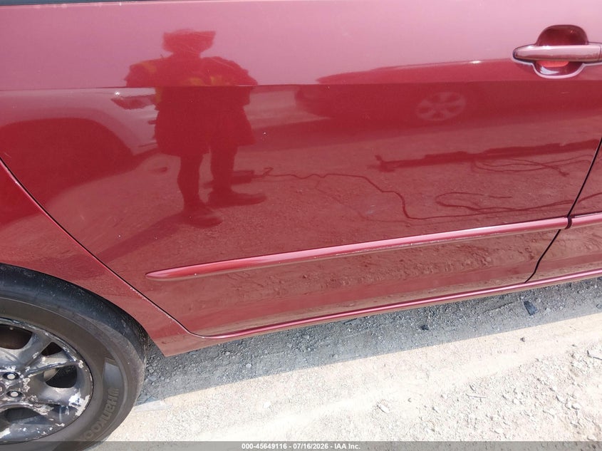 2005 Toyota Sienna VIN 5TDBA22C95S050859 IAAI salvage auction — NORMAL WEAR, Clear (Illinois), sold $475 on 2026-07-28 (photo 6)