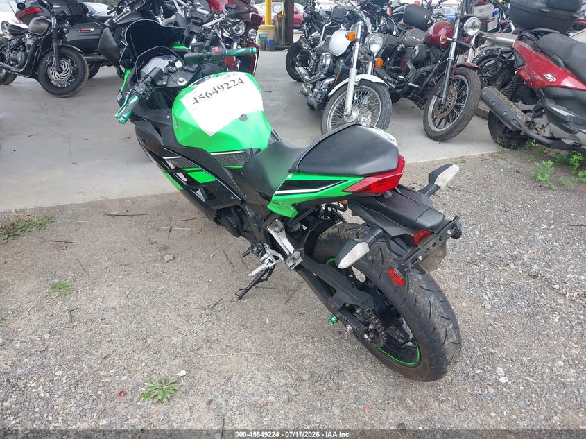 2013 Kawasaki Ninja VIN JKAEX8A19DDA06611 IAAI salvage auction — FRONT END, Bill Of Sale (Washington), sold $125 on 2026-07-29 (photo 3)