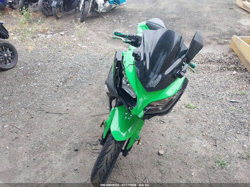 2013 Kawasaki Ninja VIN JKAEX8A19DDA06611 IAAI salvage auction — FRONT END, Bill Of Sale (Washington), sold $125 on 2026-07-29 (photo 5)
