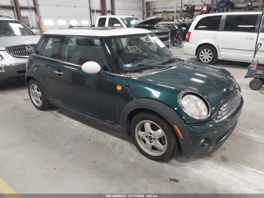 2010 Mini Cooper VIN WMWMF3C52ATZ66551 IAAI salvage auction — NORMAL WEAR, Clear (Illinois), sold $25 on 2026-07-27 (photo 1)