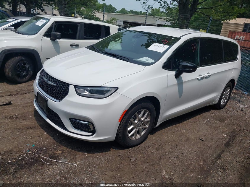 2025 Chrysler Pacifica VIN 2C4RC1BG3SR556181 IAAI salvage auction — SIDE, Salvage Title, sold $7,600 on 2026-07-23 (photo 2)