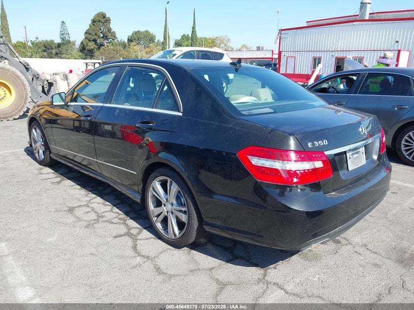 2013 Mercedes-benz E-klasse VIN WDDHF5KB2DA699280 IAAI salvage auction — NORMAL WEAR, Clear - Dealer Only (California), sold $25 on 2026-07-30 (photo 3)