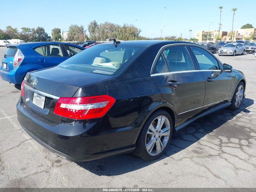 2013 Mercedes-benz E-klasse VIN WDDHF5KB2DA699280 IAAI salvage auction — NORMAL WEAR, Clear - Dealer Only (California), sold $25 on 2026-07-30 (photo 4)