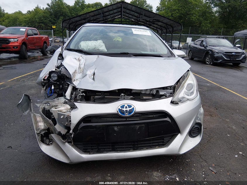 2015 Toyota Prius c VIN JTDKDTB35F1107313 IAAI salvage auction — RIGHT FRONT, Salvage Title, sold $725 on 2026-08-02 (photo 6)