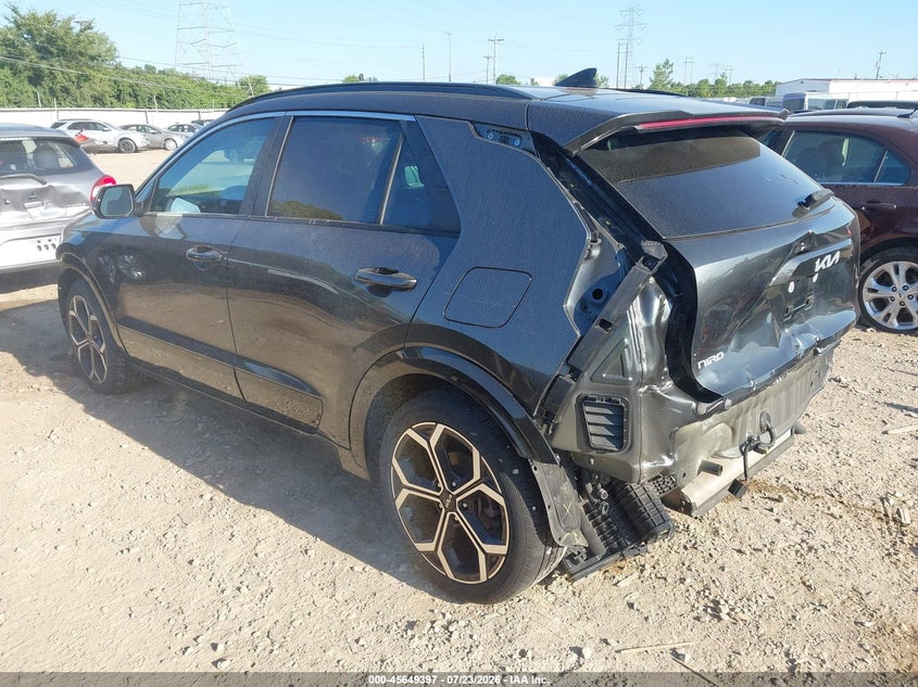 2024 Kia Niro VIN KNDCR3LE7R5121541 IAAI salvage auction — FRONT & REAR, Salvage Title, sold $9,225 on 2026-08-19 (photo 3)