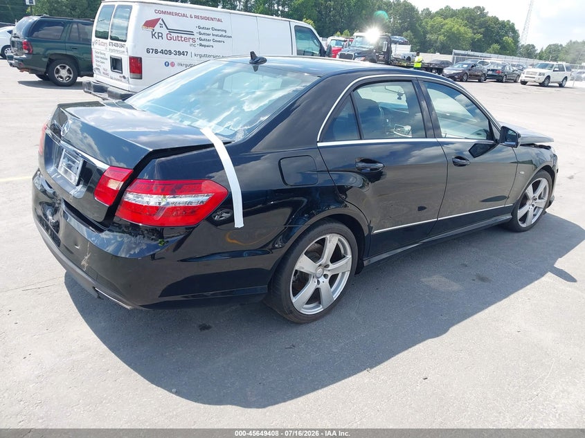 2012 Mercedes-benz E-klasse VIN WDDHF5KB6CA635757 IAAI salvage auction — NORMAL WEAR, Clear (South Carolina), sold $875 on 2026-07-29 (photo 4)