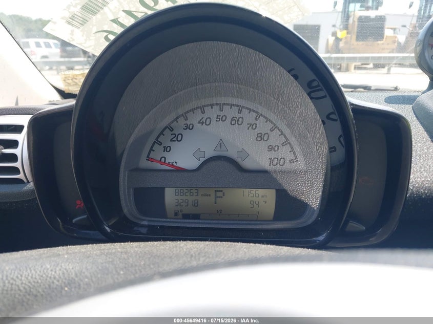 2010 Smart Fortwo VIN WMEEJ3BAXAK344226 IAAI salvage auction — NORMAL WEAR, Clear (North Carolina), sold $25 on 2026-07-30 (photo 7)