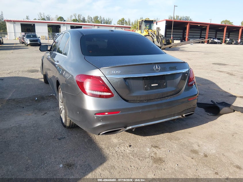 2017 Mercedes-benz E-klasse VIN WDDZF4JB0HA117733 IAAI salvage auction — FRONT END, Rebuildable (Florida), sold $7,100 on 2026-08-13 (photo 3)