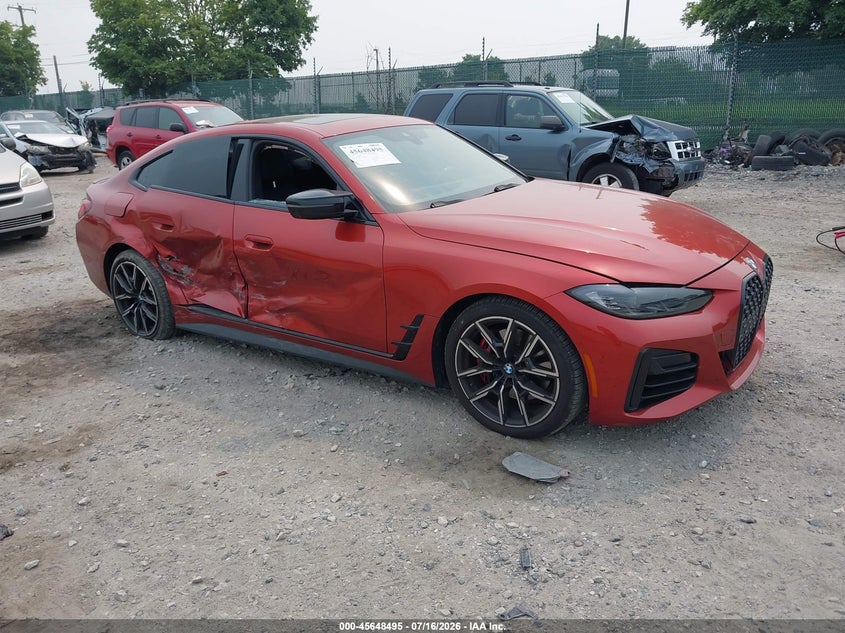 2024 BMW 4er VIN WBA13AW05RFR10629 — IAAI salvage auction photo