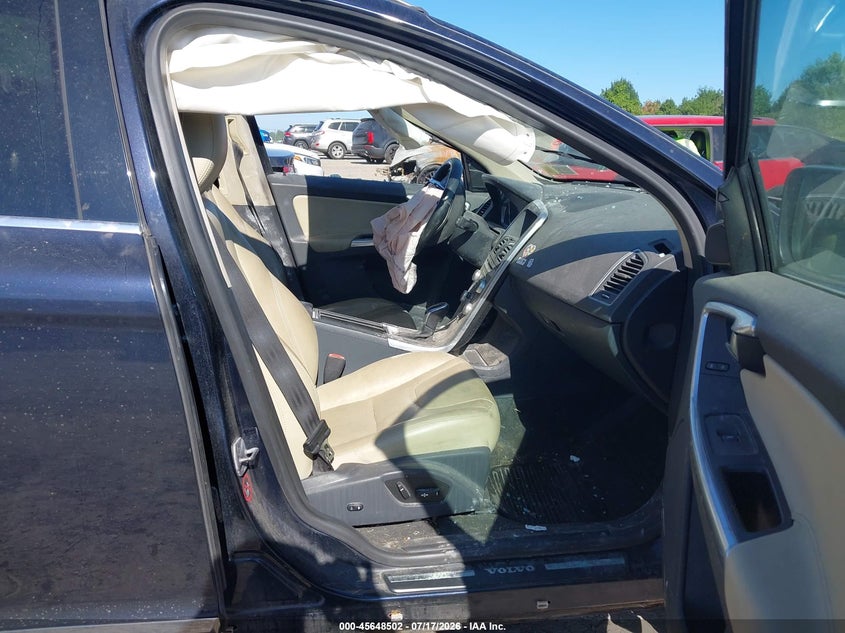 2016 Volvo Xc60 VIN YV4902RM1G2828739 IAAI salvage auction — FRONT END, Mv-907A (New York), sold $250 on 2026-07-30 (photo 5)