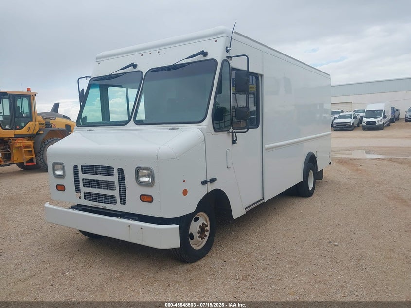 2014 Ford E-450 VIN 1FC3E4KL9EDB00417 IAAI salvage auction — NORMAL WEAR, Sf97 (Texas), sold $8,150 on 2026-09-01 (photo 2)