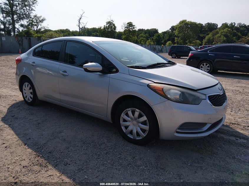 2015 Kia Forte VIN KNAFK4A61F5436301 IAAI salvage auction — NORMAL WEAR, Clear (New Jersey), sold $225 on 2026-07-28 (photo 1)