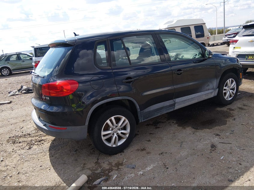 2013 Volkswagen Tiguan VIN WVGAV3AX4DW593587 IAAI salvage auction — NORMAL WEAR, Salvage Title, sold $25 on 2026-07-29 (photo 4)