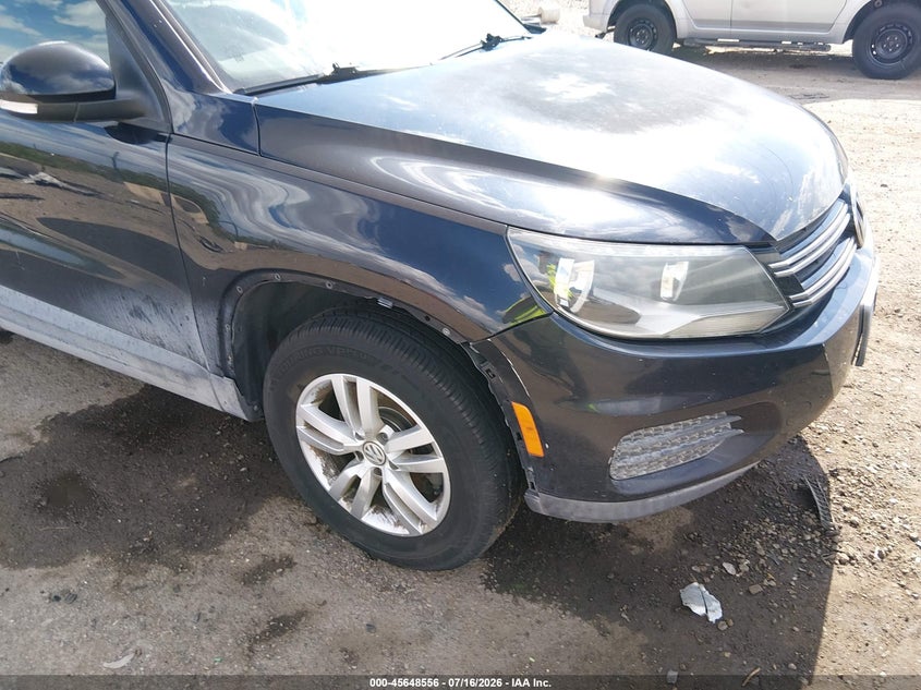 2013 Volkswagen Tiguan VIN WVGAV3AX4DW593587 IAAI salvage auction — NORMAL WEAR, Salvage Title, sold $25 on 2026-07-29 (photo 6)