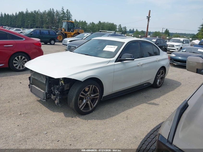 2013 BMW 3er VIN WBA3B9G52DNR90085 IAAI salvage auction — FRONT END, Bill Of Sale (Washington), sold $3,800 on 2026-07-29 (photo 2)
