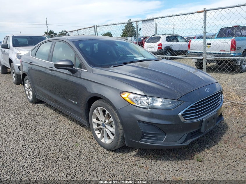 2019 Ford Fusion VIN 3FA6P0LU9KR258059 — IAAI salvage auction photo