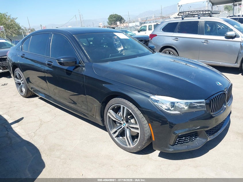 2018 BMW 7er VIN WBA7E2C5XJG741846 — IAAI salvage auction photo