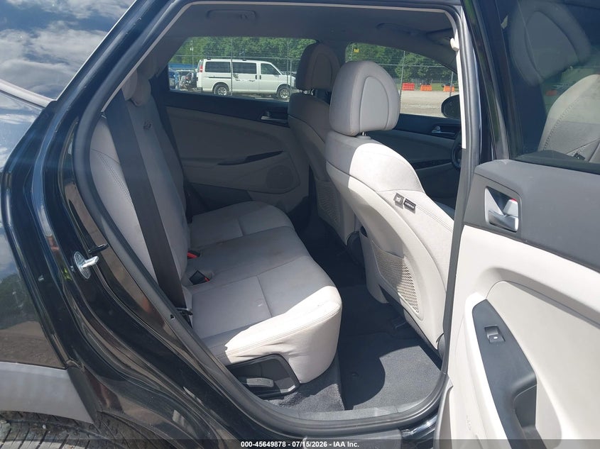 2017 Hyundai Tucson VIN KM8J3CA21HU431038 IAAI salvage auction — UNKNOWN, Clear (Tennessee), sold $1,000 on 2026-07-22 (photo 8)
