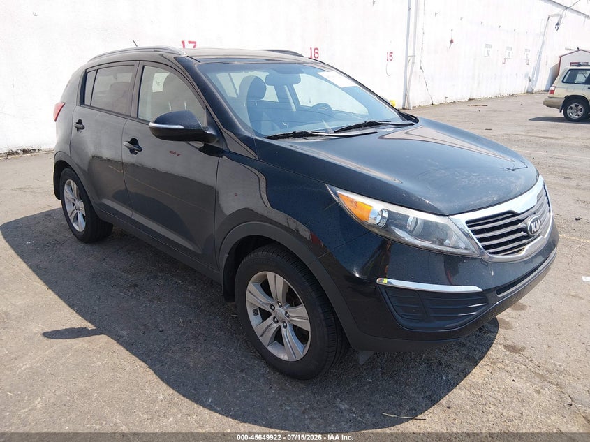 2013 Kia Sportage VIN KNDPB3A29D7448096 IAAI salvage auction — NORMAL WEAR, Clear-Dealer Only (Washington), sold $800 on 2026-07-30 (photo 1)
