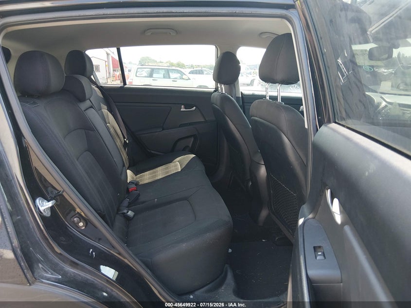 2013 Kia Sportage VIN KNDPB3A29D7448096 IAAI salvage auction — NORMAL WEAR, Clear-Dealer Only (Washington), sold $800 on 2026-07-30 (photo 8)