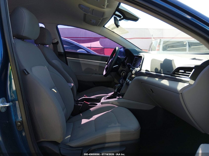 2020 Hyundai Elantra VIN 5NPD74LF1LH617287 IAAI salvage auction — SIDE, SF97 (California), sold $8,200 on 2026-08-25 (photo 5)