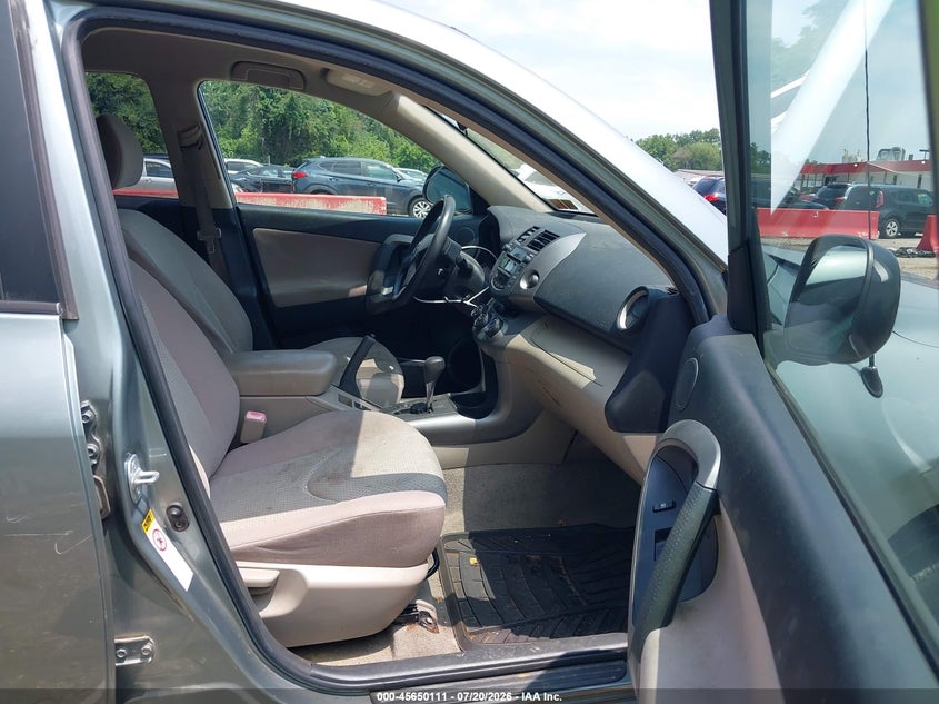 2006 Toyota Rav4 VIN JTMBD33V465013707 IAAI salvage auction — NORMAL WEAR, Clear (Maryland), sold $725 on 2026-07-23 (photo 5)