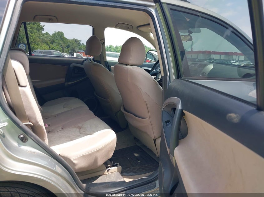 2006 Toyota Rav4 VIN JTMBD33V465013707 IAAI salvage auction — NORMAL WEAR, Clear (Maryland), sold $725 on 2026-07-23 (photo 8)