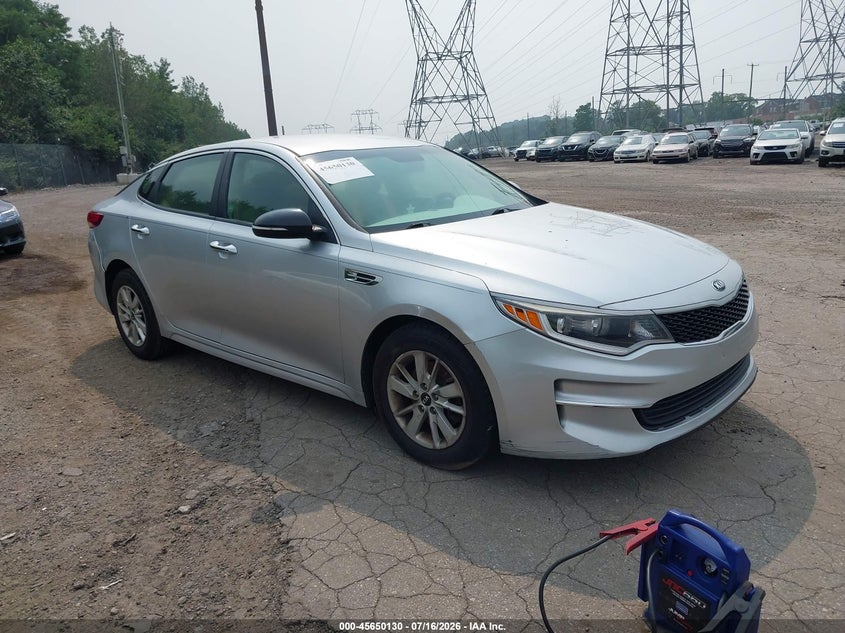 2018 Kia Optima VIN 5XXGT4L36JG209018 IAAI salvage auction — INTERIOR BURN, Salvage Title, sold $625 on 2026-07-31 (photo 1)