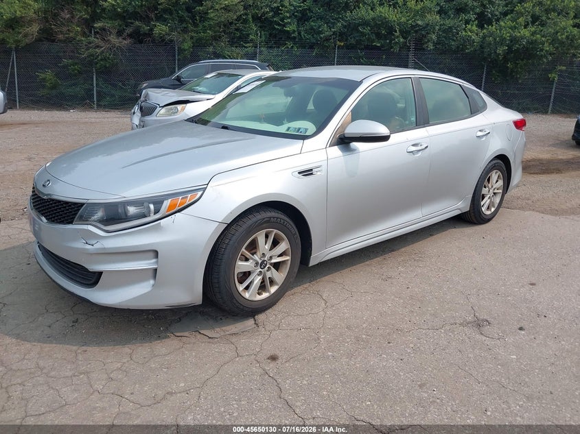2018 Kia Optima VIN 5XXGT4L36JG209018 IAAI salvage auction — INTERIOR BURN, Salvage Title, sold $625 on 2026-07-31 (photo 2)