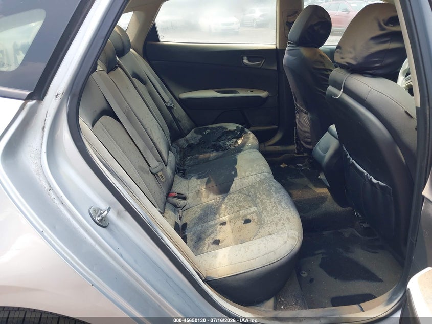 2018 Kia Optima VIN 5XXGT4L36JG209018 IAAI salvage auction — INTERIOR BURN, Salvage Title, sold $625 on 2026-07-31 (photo 8)