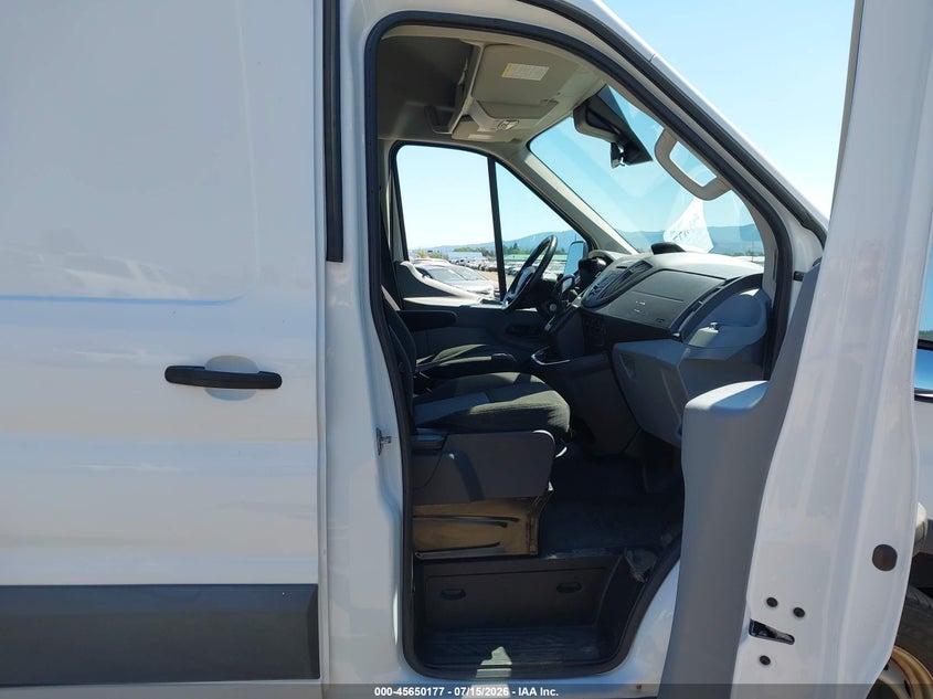2017 Ford Transit-350 VIN 1FTBW2XM0HKB28041 IAAI salvage auction — NORMAL WEAR, Sf97 (Washington), sold $10,600 on 2026-07-29 (photo 5)