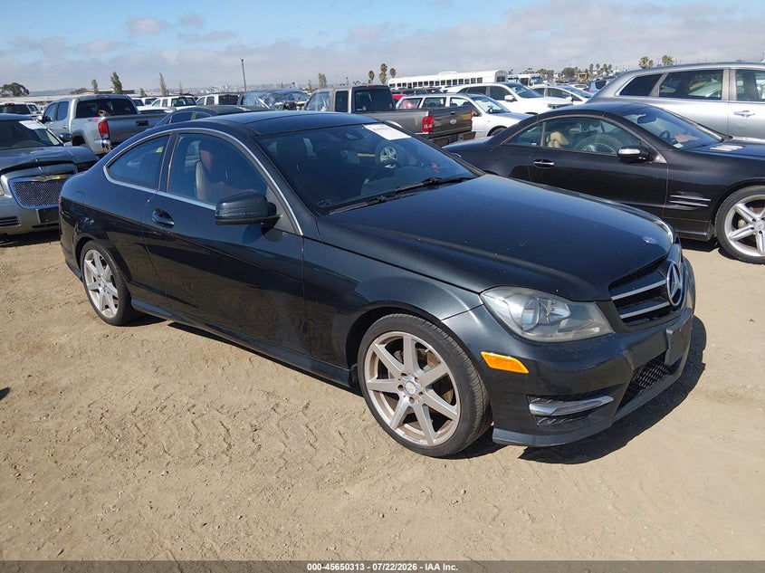 2013 Mercedes-benz C-klasse VIN WDDGJ4HB5DG023334 IAAI salvage auction — NORMAL WEAR, Clear - Dealer Only (California), sold $25 on 2026-07-29 (photo 1)