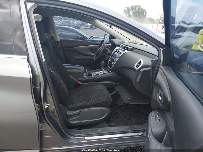 2017 Nissan Murano VIN 5N1AZ2MG1HN155065 IAAI salvage auction — WATER/FLOOD, Wait Title, sold $1,450 on 2026-08-28 (photo 5)