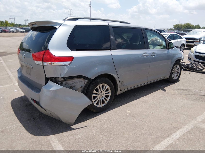 2011 Toyota Sienna VIN 5TDYK3DCXBS115496 IAAI salvage auction — FRONT & REAR, Salvage (Tennessee), sold $200 on 2026-07-28 (photo 4)