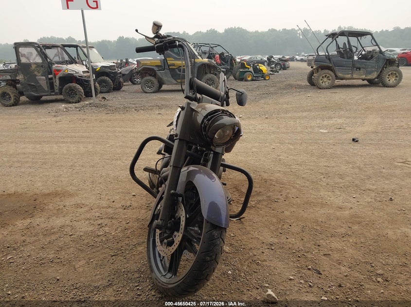 2007 Harley-davidson Flhrs VIN 1HD1FY41X7Y639646 IAAI salvage auction — RIGHT SIDE, Salvage (Ohio), sold $1,100 on 2026-09-16 (photo 5)
