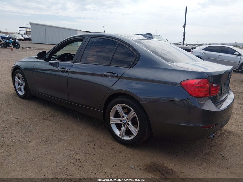 2015 BMW 3er VIN WBA3B1C51FK140069 IAAI salvage auction — NORMAL WEAR, Clear-Dealer Only (Arizona), sold $1,650 on 2026-07-28 (photo 3)