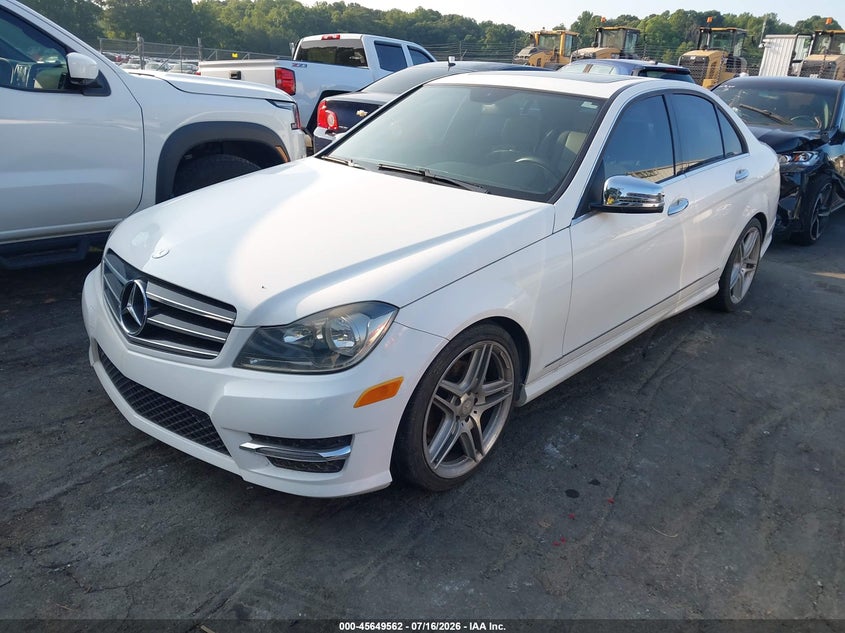 2014 Mercedes-benz C class VIN WDDGF4HB0EG248747 IAAI salvage auction — NORMAL WEAR, Clear (North Carolina), sold $1,050 on 2026-07-23 (photo 2)