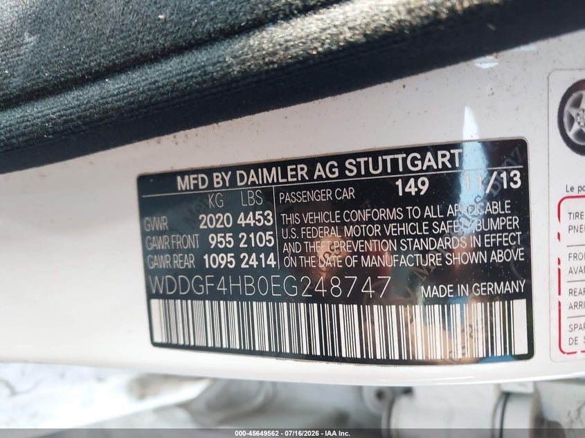 2014 Mercedes-benz C class VIN WDDGF4HB0EG248747 IAAI salvage auction — NORMAL WEAR, Clear (North Carolina), sold $1,050 on 2026-07-23 (photo 9)