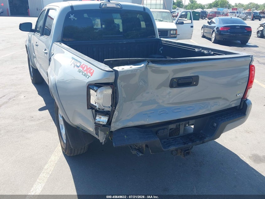 2018 Toyota Tacoma VIN 3TMCZ5AN8JM163102 IAAI salvage auction — FRONT & REAR, Salvage Title, sold $12,100 on 2026-08-05 (photo 6)