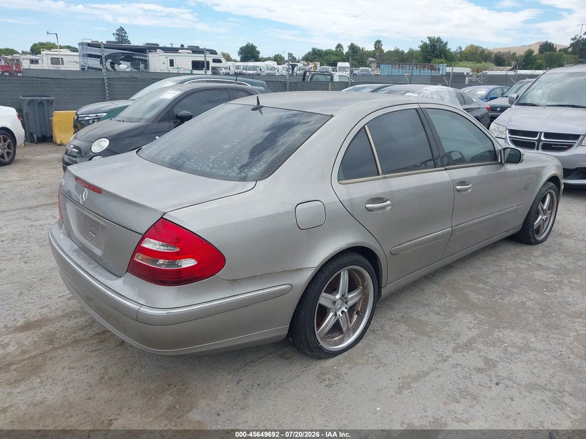 2005 Mercedes-benz E-class VIN WDBUF65J65A636233 IAAI salvage auction — NORMAL WEAR, Clear - Dealer Only (California), sold $175 on 2026-07-30 (photo 4)