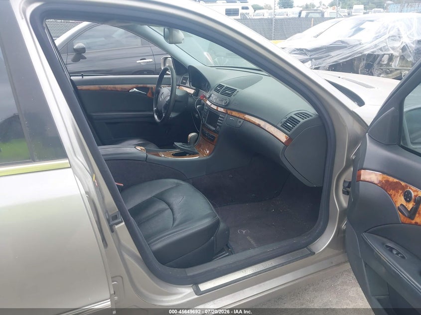 2005 Mercedes-benz E-class VIN WDBUF65J65A636233 IAAI salvage auction — NORMAL WEAR, Clear - Dealer Only (California), sold $175 on 2026-07-30 (photo 5)