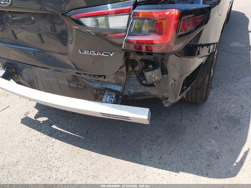 2020 Subaru LEGACY VIN 4S3BWAN62L3008095 IAAI salvage auction — REAR END, Salvage Title, sold $4,050 on 2026-07-31 (photo 6)