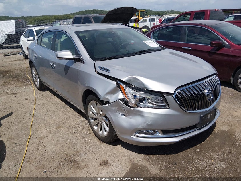 2016 Buick Lacrosse VIN 1G4GB5G35GF109790 IAAI salvage auction — RIGHT FRONT, Salvage Title, sold $4,000 on 2026-09-05 (photo 1)