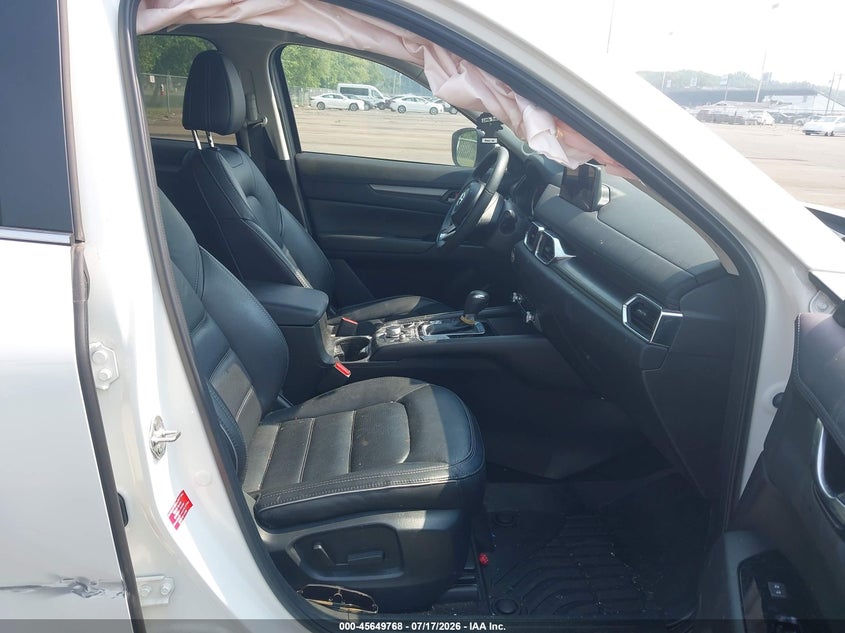 2025 Mazda Cx-5 VIN JM3KFBCL8S0570699 IAAI salvage auction — THEFT, Wait Title, sold $25 on 2026-10-12 (photo 5)