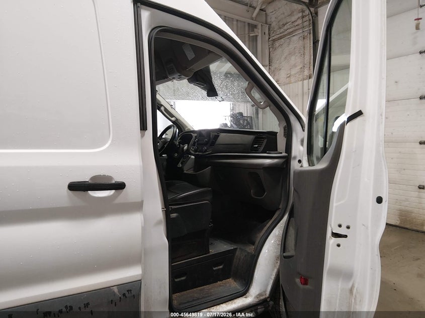 2022 Ford Transit VIN 1FTBR2X84NKA63863 IAAI salvage auction — FRONT END, Enterprise Vehicles Clear Only (Alaska), sold $18,600 on 2026-07-29 (photo 5)