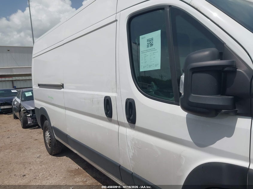 2025 Ram Promaster city VIN 3C6LRVDG5SE504097 IAAI salvage auction — RIGHT SIDE, Salvage Title, sold $17,500 on 2026-07-30 (photo 6)