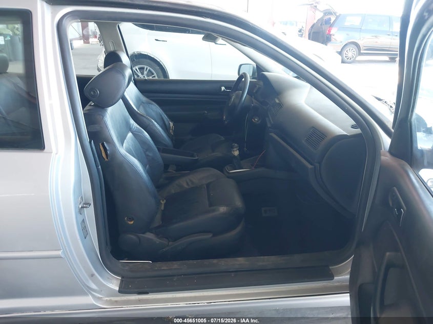 2003 Volkswagen Gti VIN 9BWDE61J534013925 IAAI salvage auction — NORMAL WEAR, Clear - Dealer Only (California), sold $375 on 2026-07-21 (photo 5)
