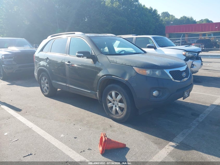2011 Kia Sorento VIN 5XYKT3A17BG147793 IAAI salvage auction — NORMAL WEAR, Clear (North Carolina), sold $1,200 on 2026-07-23 (photo 1)