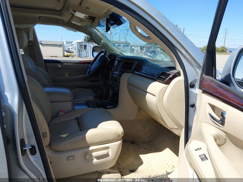 2011 Lexus Lx 570 VIN JTJHY7AX4B4066267 IAAI salvage auction — ROLLOVER, Non-Repairable (California), sold $7,225 on 2026-08-24 (photo 5)